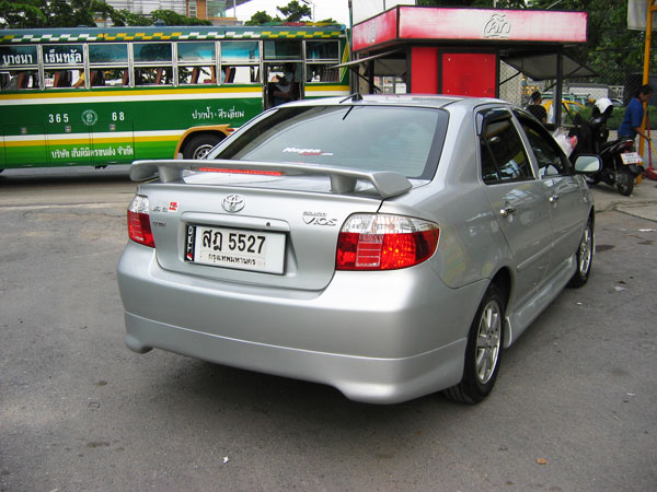 vios_spoiler_trd